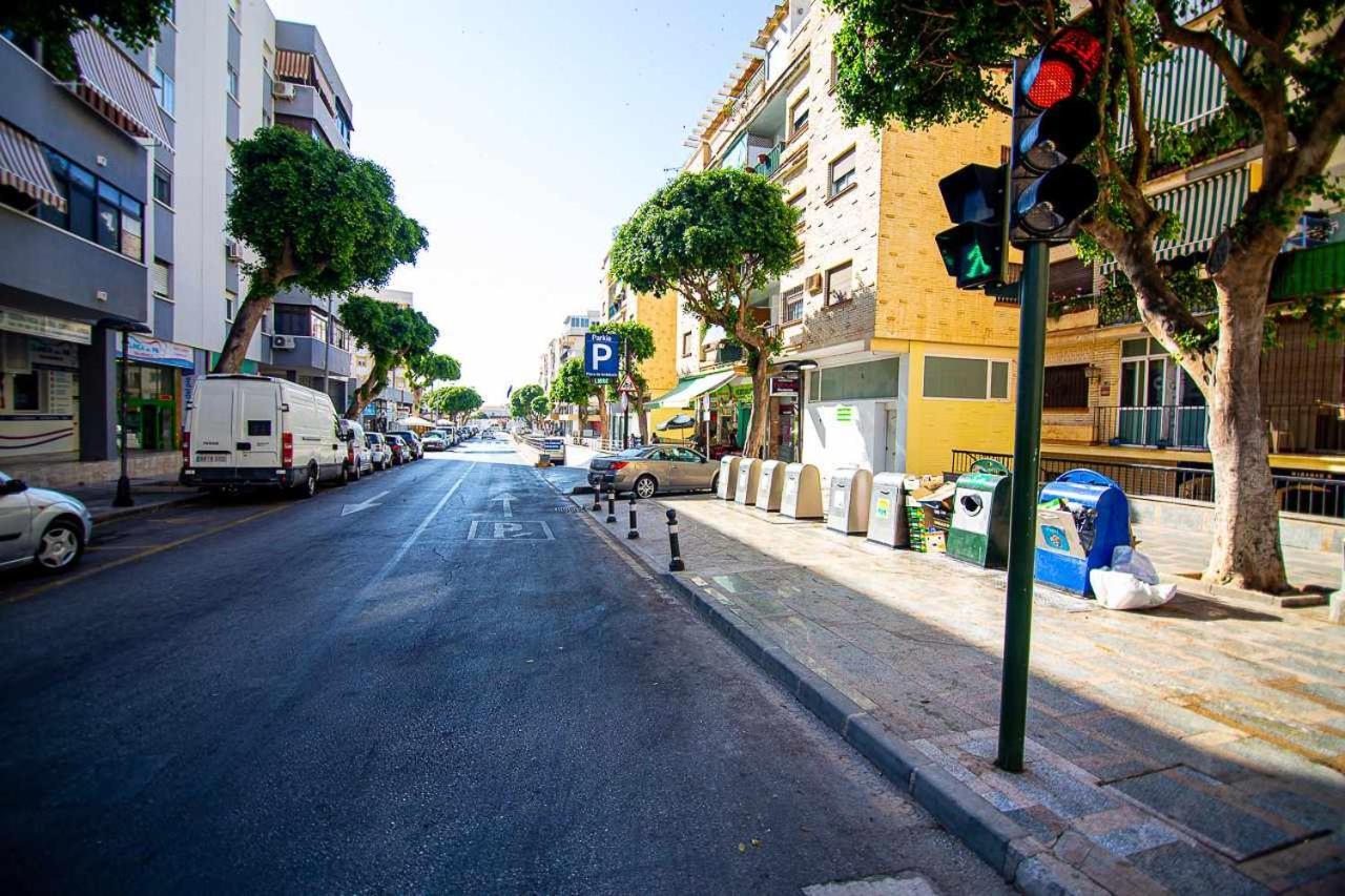 New Apartamento Centro De Torremolinos Con Parking Екстер'єр фото