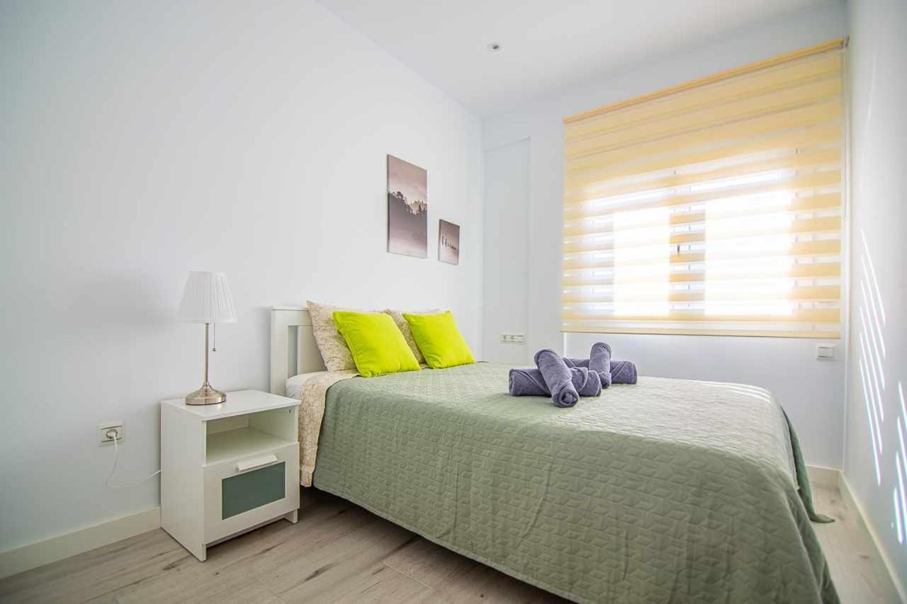 New Apartamento Centro De Torremolinos Con Parking Екстер'єр фото