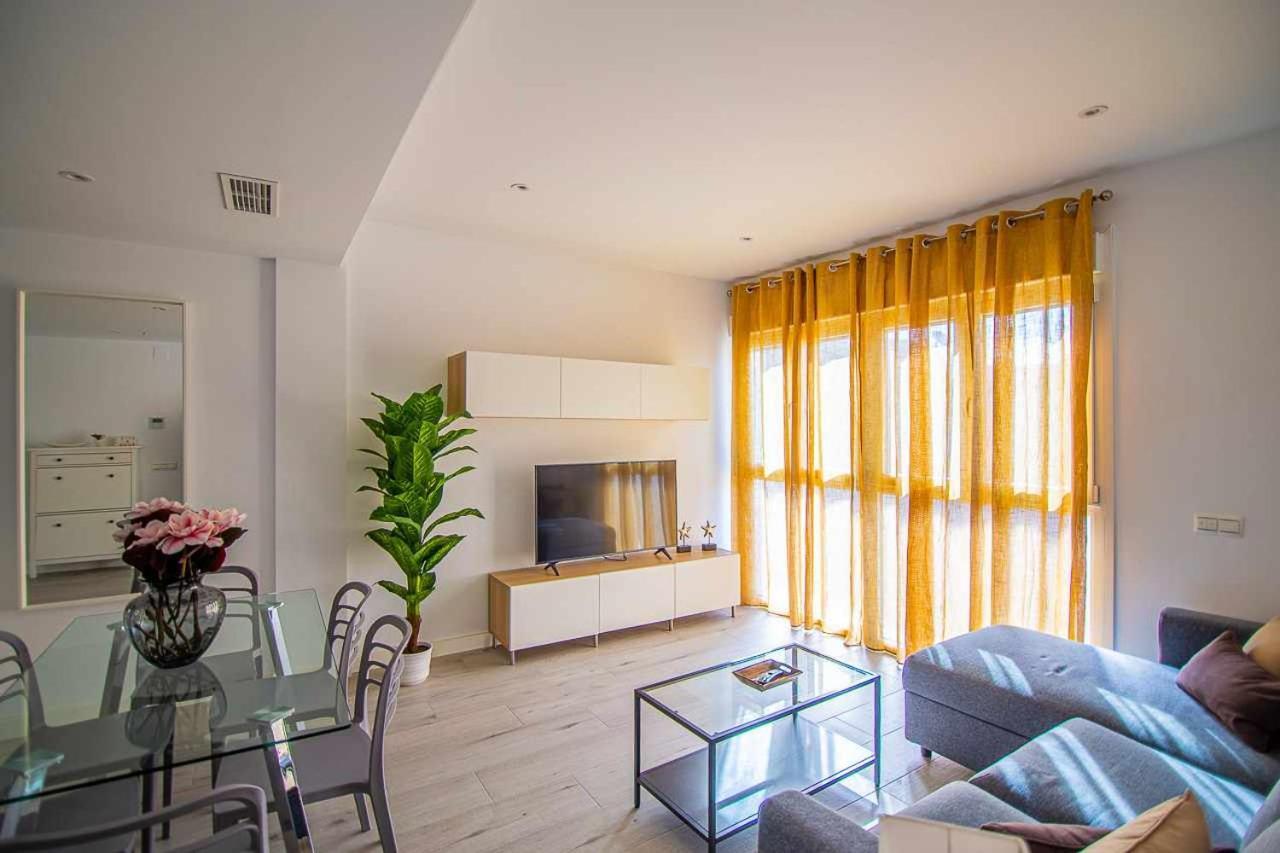 New Apartamento Centro De Torremolinos Con Parking Екстер'єр фото